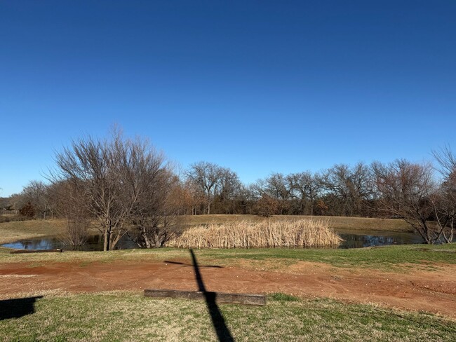 Building Photo - 3130 N Cardinal Rd