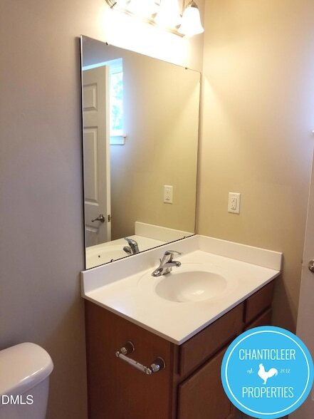 Building Photo - 506 Berry Chase Way