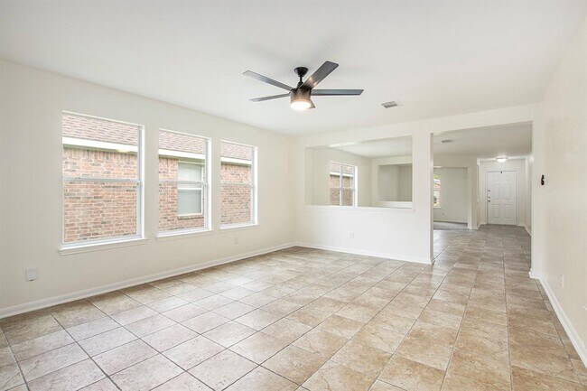 Building Photo - 7719 Serene Wood Ln