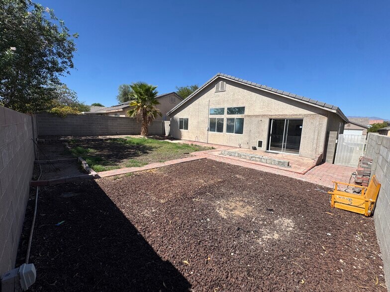 Building Photo - 7841 Odysseus Ave