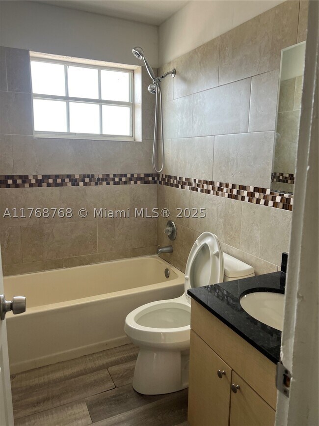 Building Photo - 5100 NW 23rd Ave