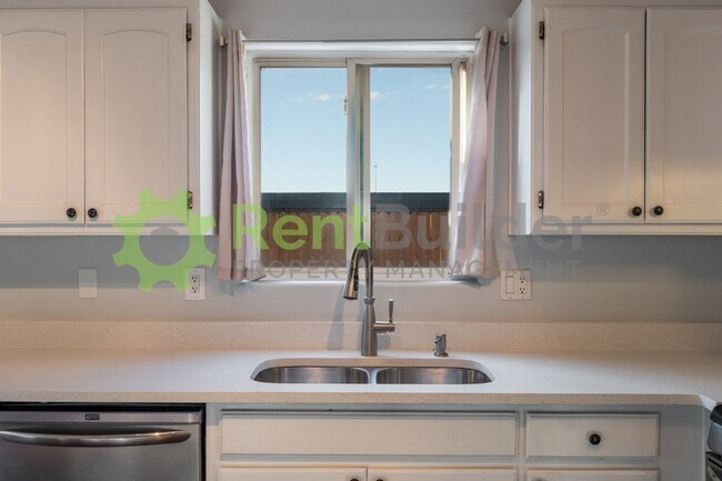 Building Photo - CALL US TODAY AT (505) 808-6467 TO SCHEDUL...