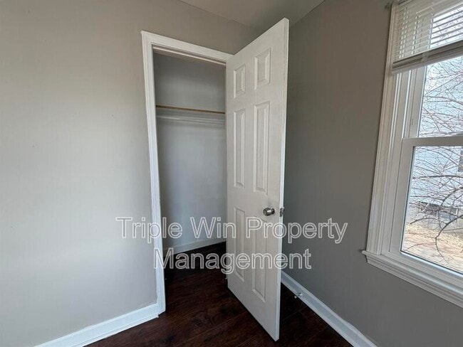 Building Photo - 8333 Whitewater Dr