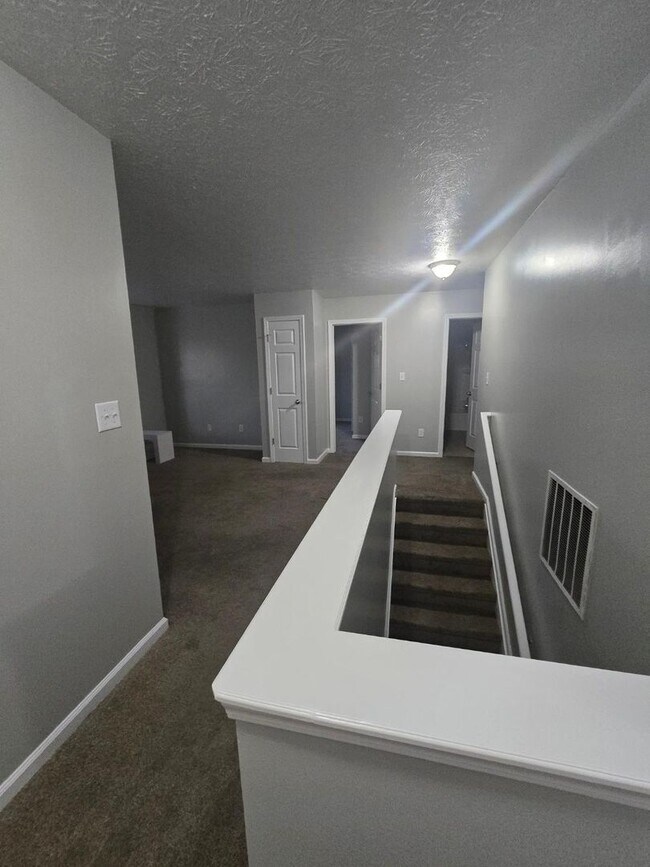 Building Photo - Eastside Four Bedroom Home located near So...