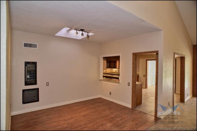 Building Photo - 4 bedroom in El Paso TX 79922