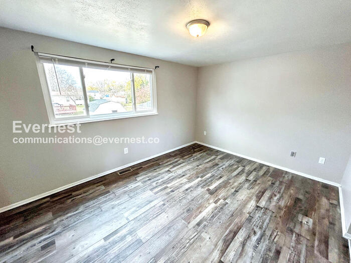 Building Photo - 6418 McLean St