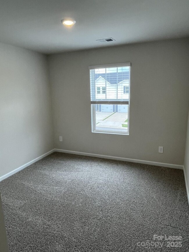 Building Photo - 1890 Old Rivers Rd