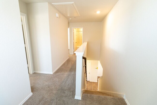 Building Photo - 50% Security Deposit! Smart-Home 3BR w/ Covered Patio in Legendary Trails – San Antonio