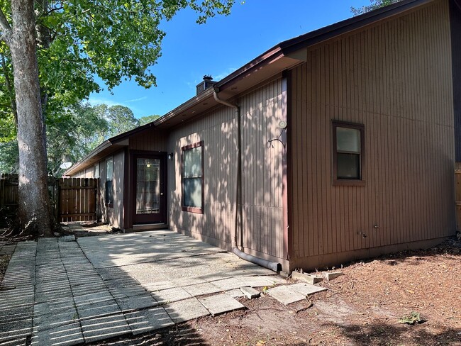 Building Photo - Windridge - Two bedroom Patio Home / Mandarin