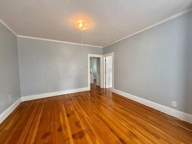 Building Photo - 87 Glendower Rd