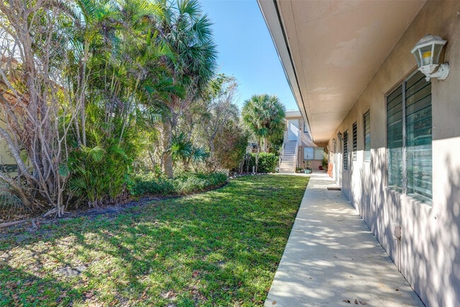 Building Photo - 4609 Bougainvilla Dr