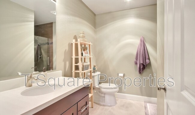 Building Photo - 15300 112th Ave NE