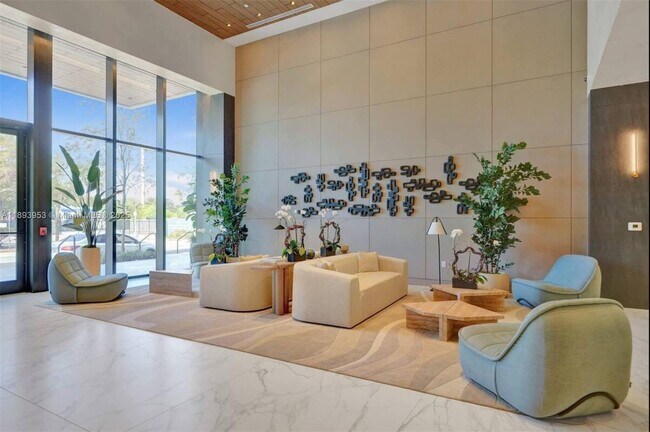 Building Photo - 580-572 72nd St