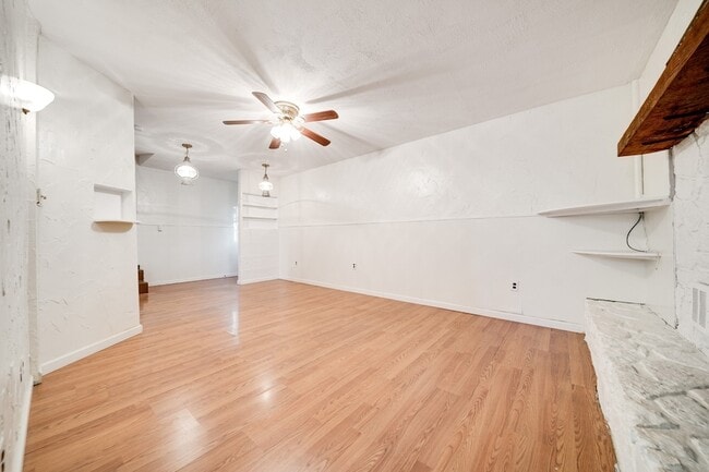 Building Photo - 106 Bluewater Dr