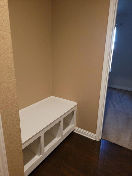 Building Photo - 3416 De Soto Loop