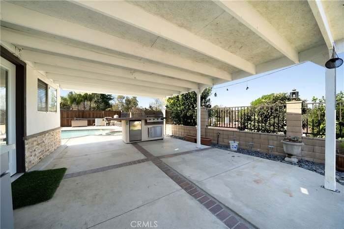 Building Photo - 3986 Valle Vista Dr