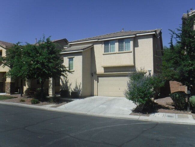 Primary Photo - SPACIOUS 4 BEDROOM HOME WITH 2.5 BATHS, 2 ...