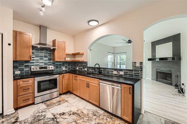 Building Photo - 13200 Constellation Dr