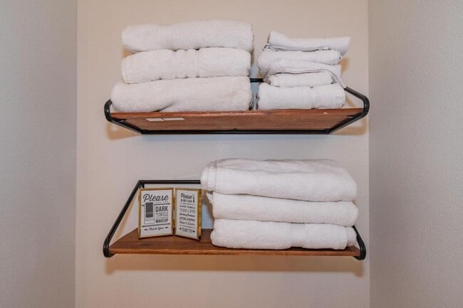 Building Photo - 2030 Brookhurst St