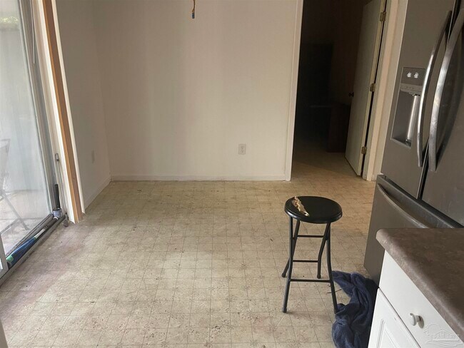 Building Photo - 205 Marine Dr