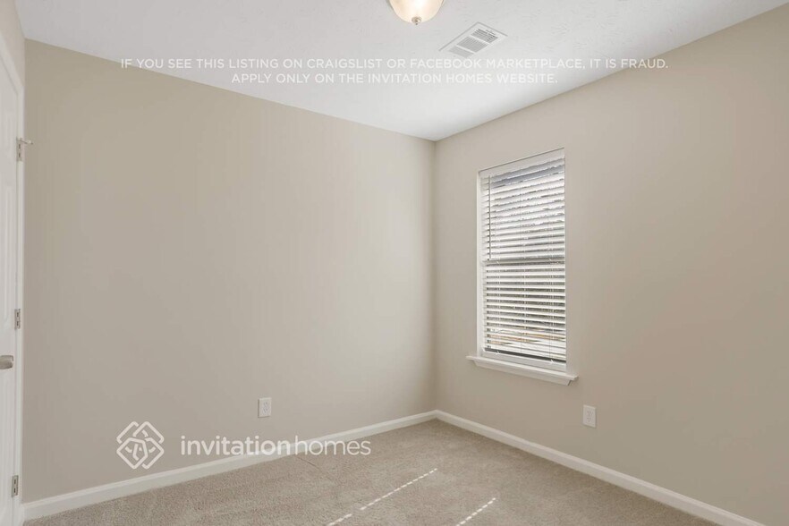 Building Photo - 2041 Wendover Dr