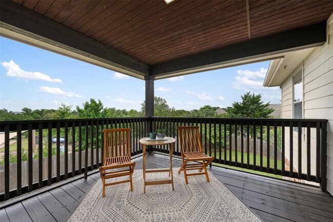 Building Photo - 112 Bearing Cove