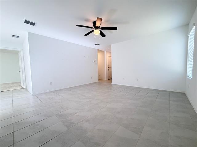 Building Photo - 1717 Round House Ln
