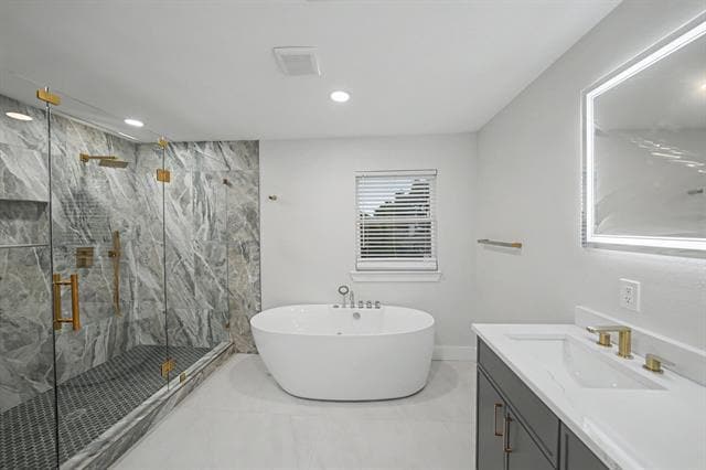 Building Photo - 2709 Oak Cir