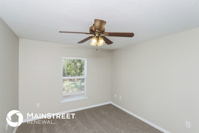 Building Photo - 597 Breakwater Terrace