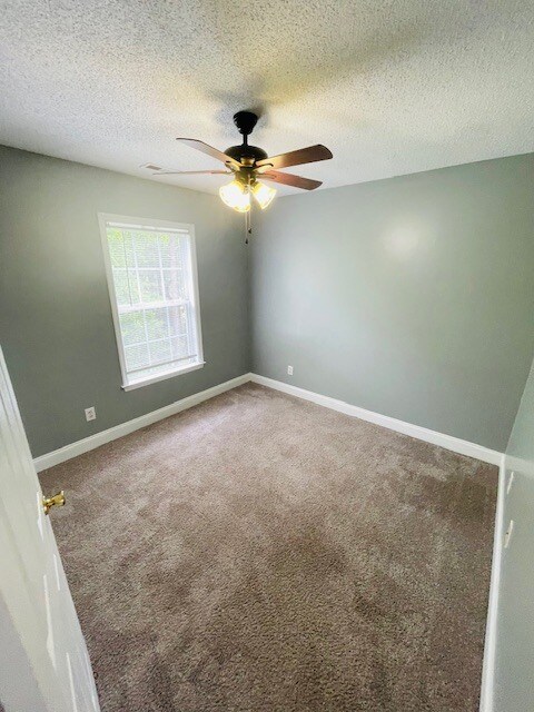 Building Photo - 144 Secretariat Dr