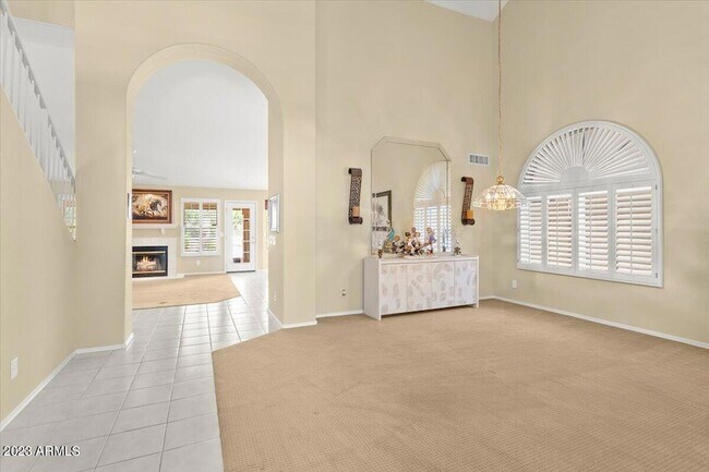 Building Photo - 4326 E Rancho Tierra Dr