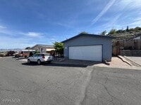 Building Photo - 2166 Camellia Dr