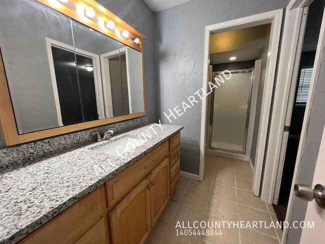 Building Photo - 6408 Galaxie Dr