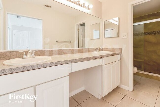 Building Photo - 1625 Gardner Dr