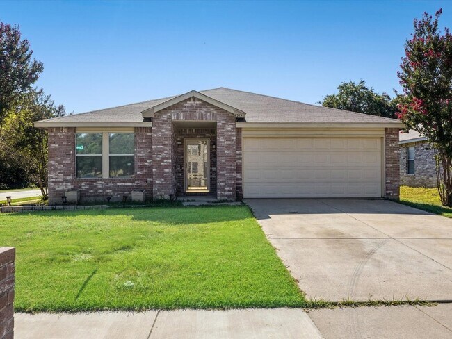 Building Photo - 8212 Canoe Ridge Ln