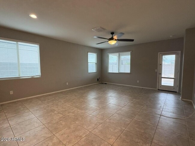 Building Photo - 31045 W Mulberry Dr