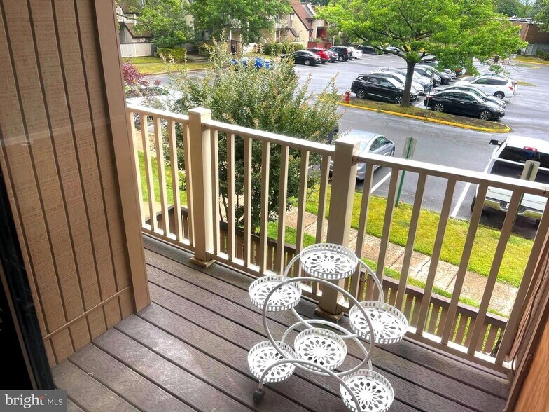 Building Photo - 3949 El Soneta Pl