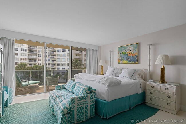 Building Photo - 2800 N Flagler Dr