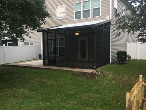 Building Photo - 90 Summer Hill Way