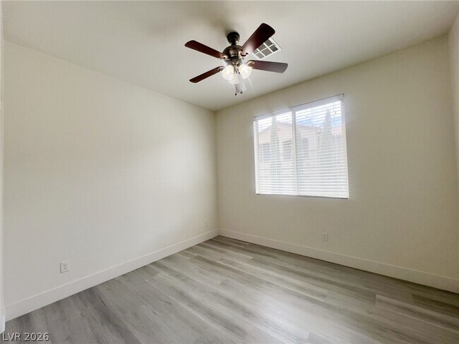Building Photo - 477 Astillero St