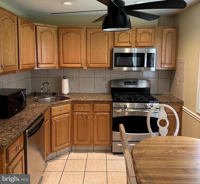 Building Photo - 2832 Carter Rd