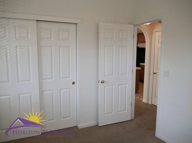 Building Photo - Cozy 1 Bed 1 Bath 786 Sq. Ft. Sundance Condo in Fair Oaks