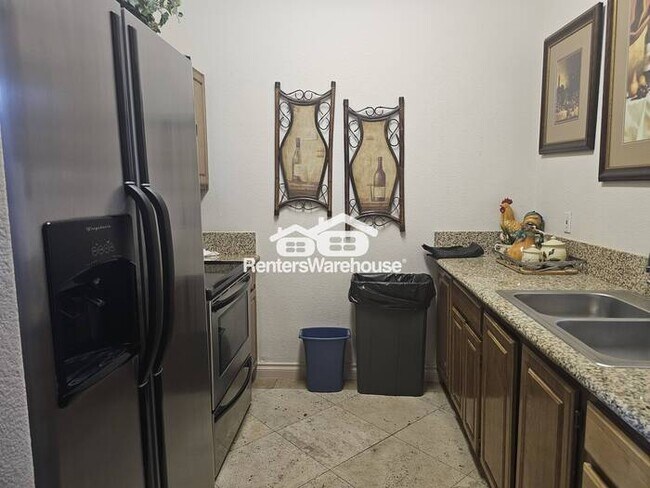 Building Photo - Beautiful 1-bedroom, 1-bathroom condo