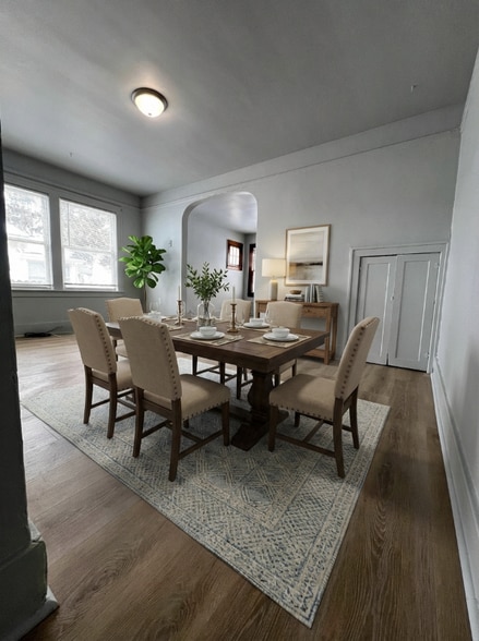 Building Photo - 138 E Henry St