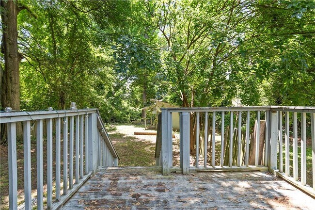 Building Photo - Adair Park