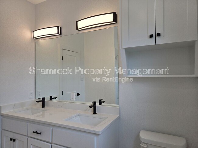 Building Photo - 9900 Ridings Dr