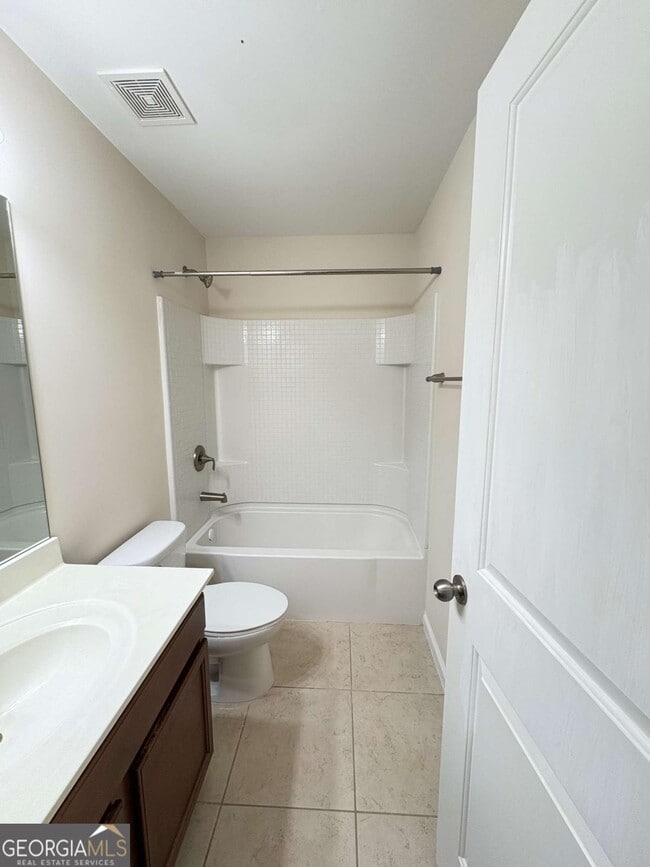 Building Photo - 3462 New Fawn Ln