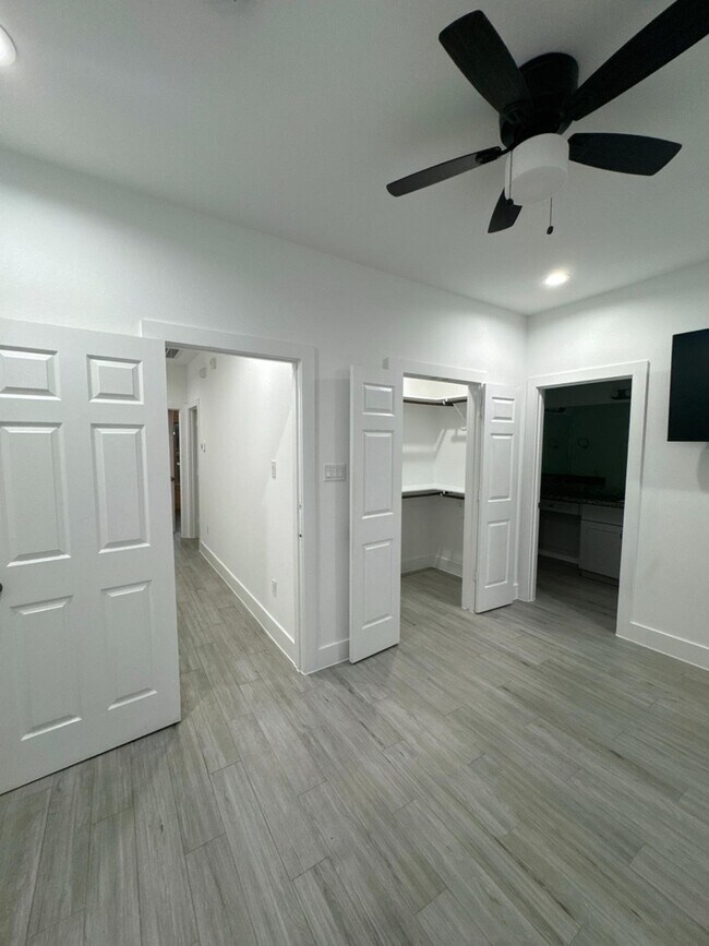 Building Photo - 8305 Prairie View Dr