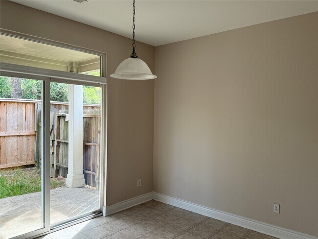 Building Photo - 8147 Barnes Ridge Ln