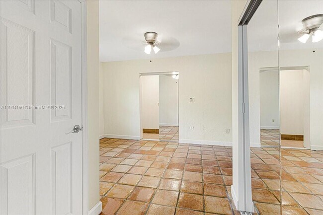 Building Photo - 4421 SW 73rd Terrace